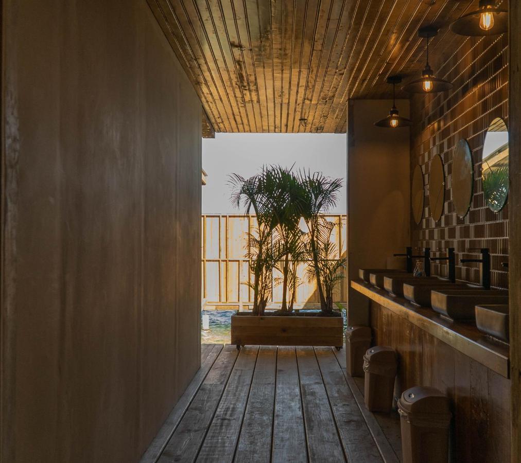 Aqua Lounge Hostel Бокас дел Торо Екстериор снимка