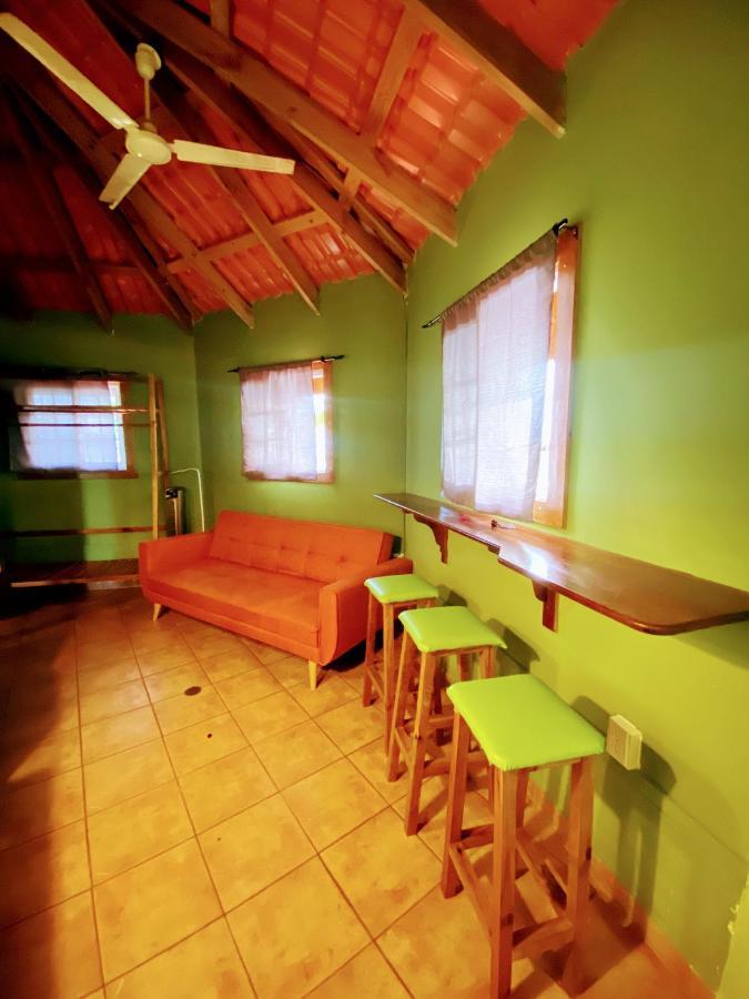 Aqua Lounge Hostel Бокас дел Торо Екстериор снимка